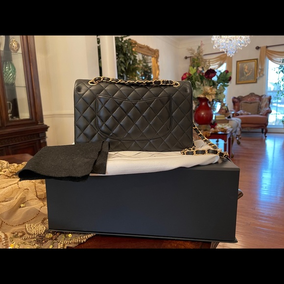 **Sold** Instg  Chanel Classic Flap New Authentic - Picture 7 of 11